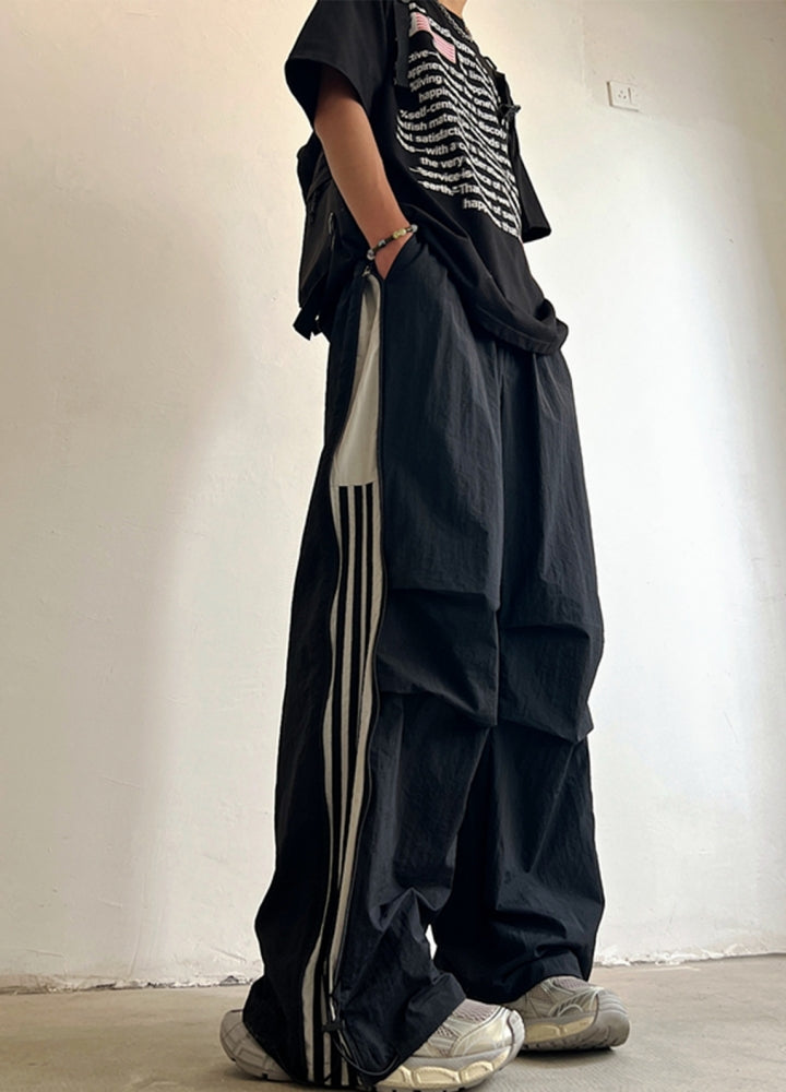 Nylon base sporty zip line design pants  OR0015