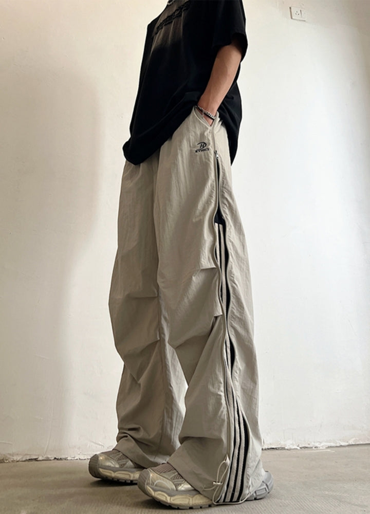 Nylon base sporty zip line design pants  OR0015