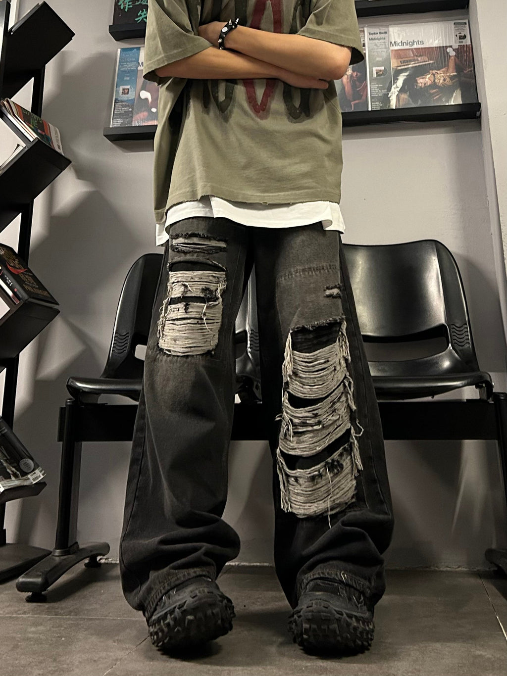 Damage Straight Washed Denim Pants  OR0030