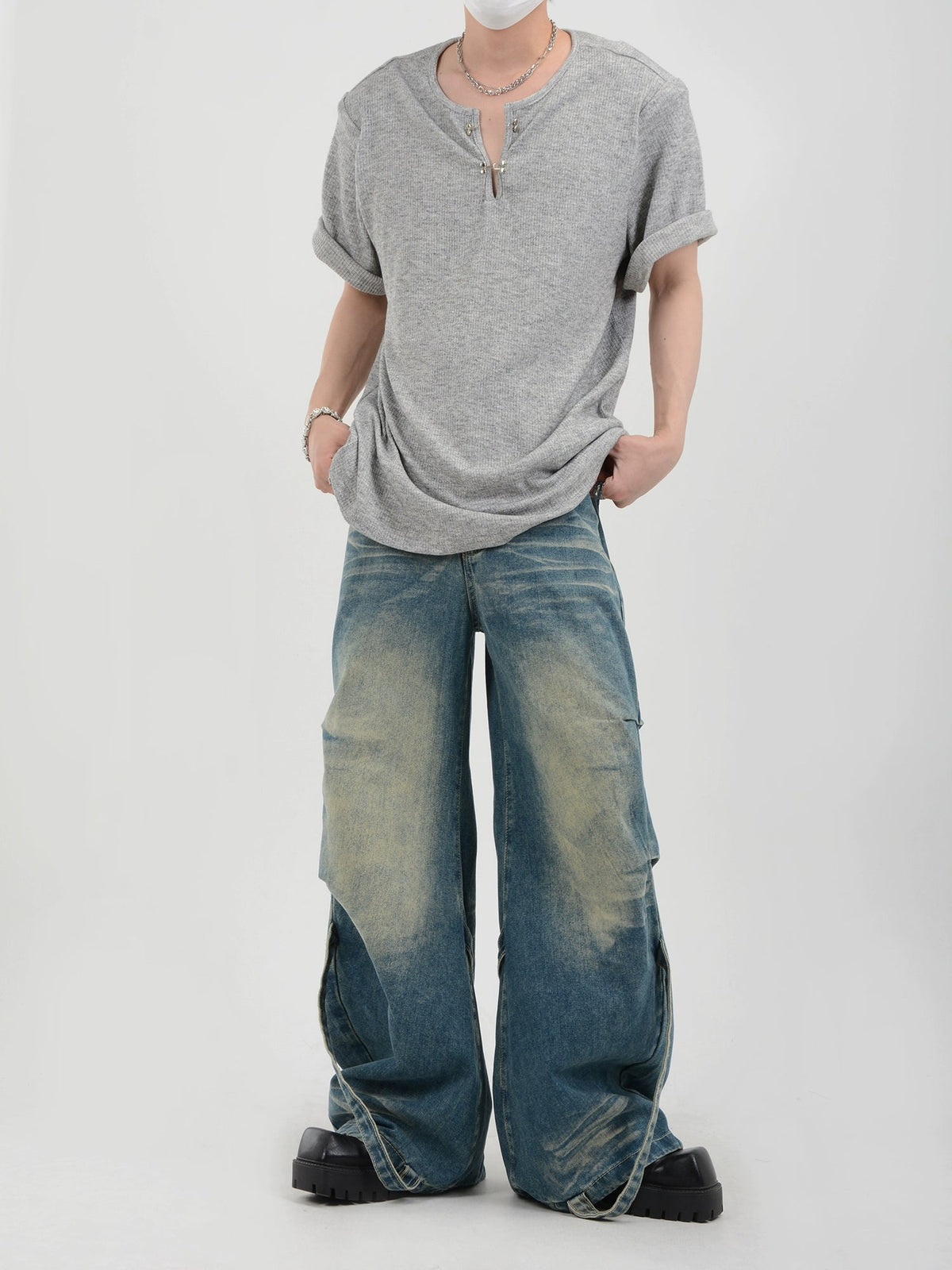 Niche Metal Buckle Tee  OR0041