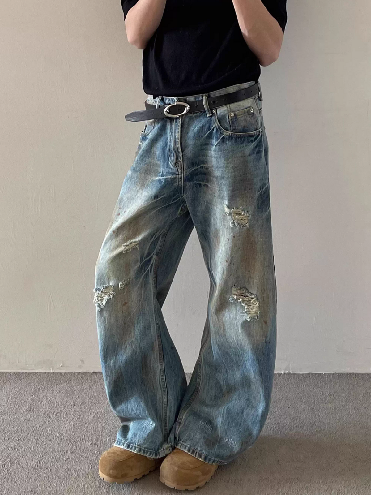 Small Knife Hole Dirty Jeans  OR0076
