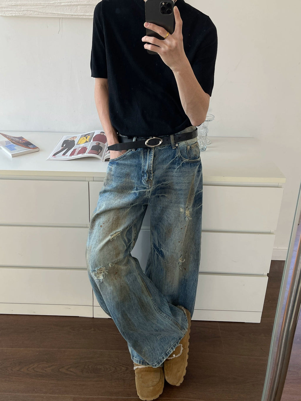 Small Knife Hole Dirty Jeans  OR0076