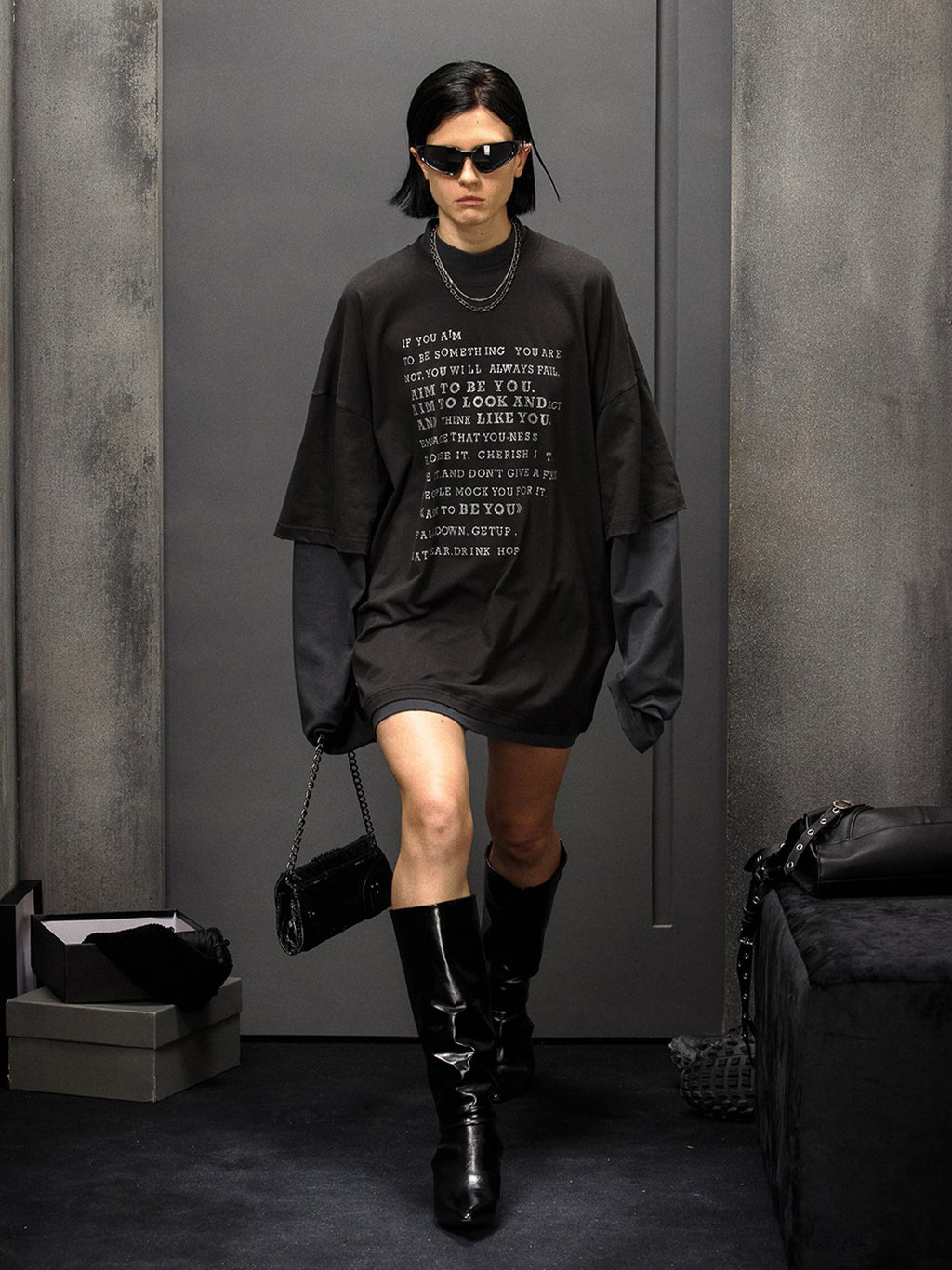 Lettering Layered Long T-Shirt  OR0087