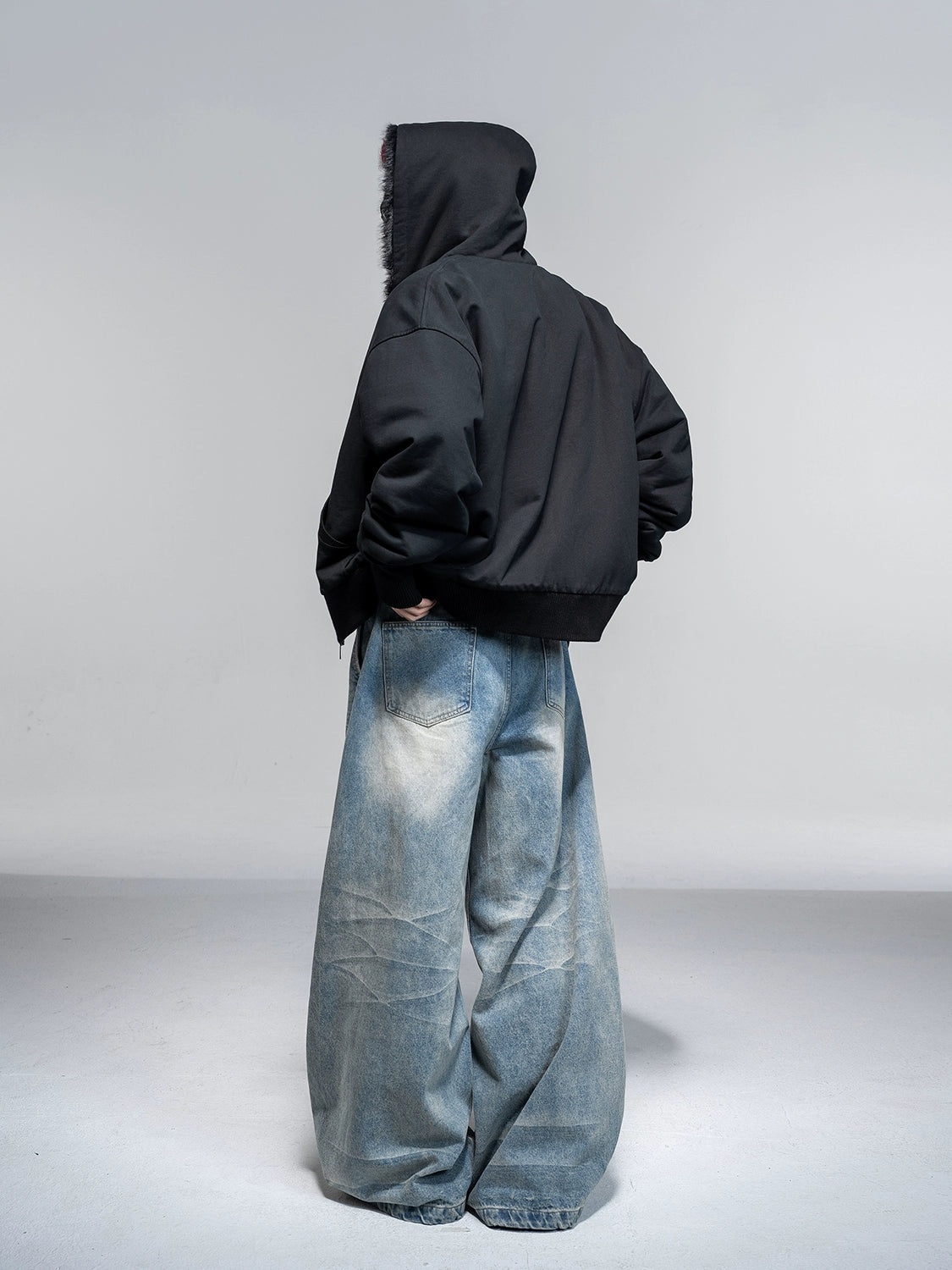 Whisker Washed Wide Jeans  OR0159