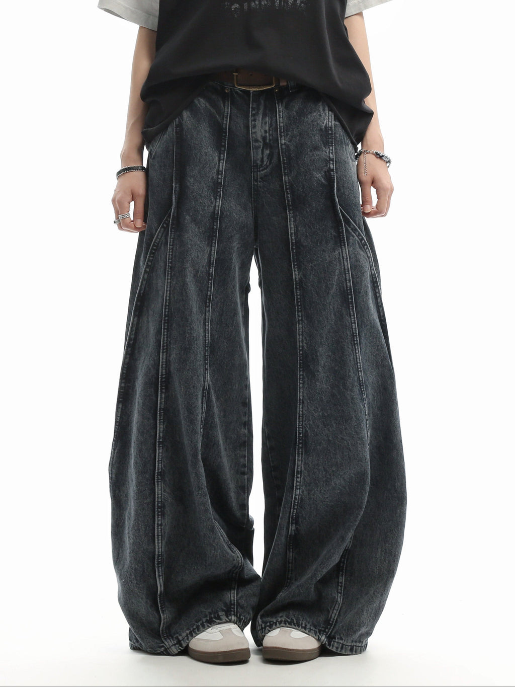 Patchwork Curved-Leg Jeans  OR0201