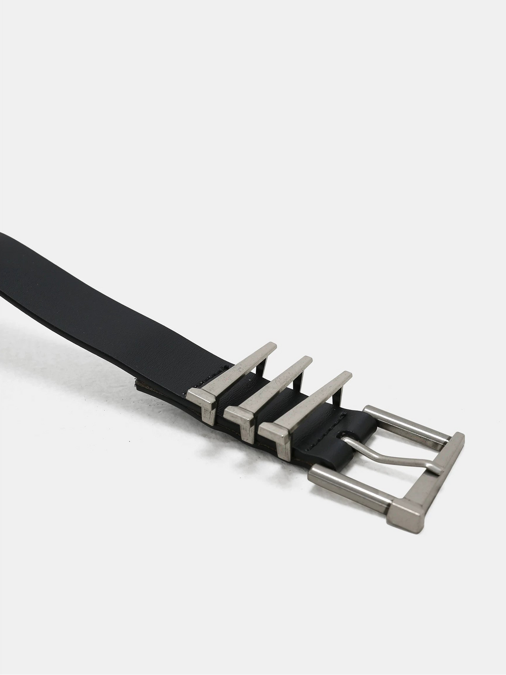 Sculptural Metal Buckle Leather Belt  OR0224