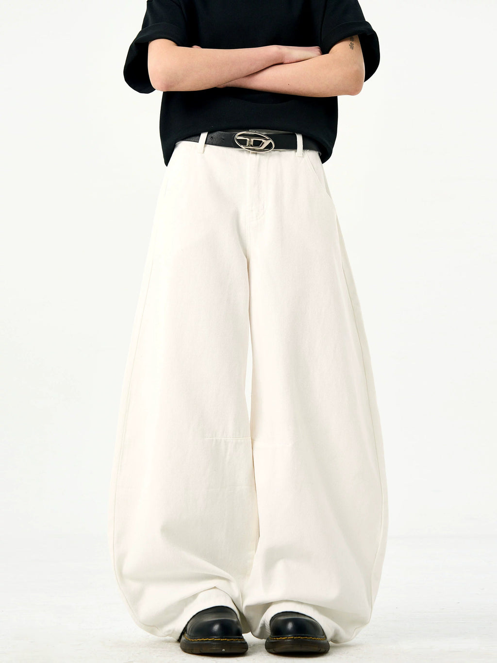 Scimitar White Loose Jeans  OR0255