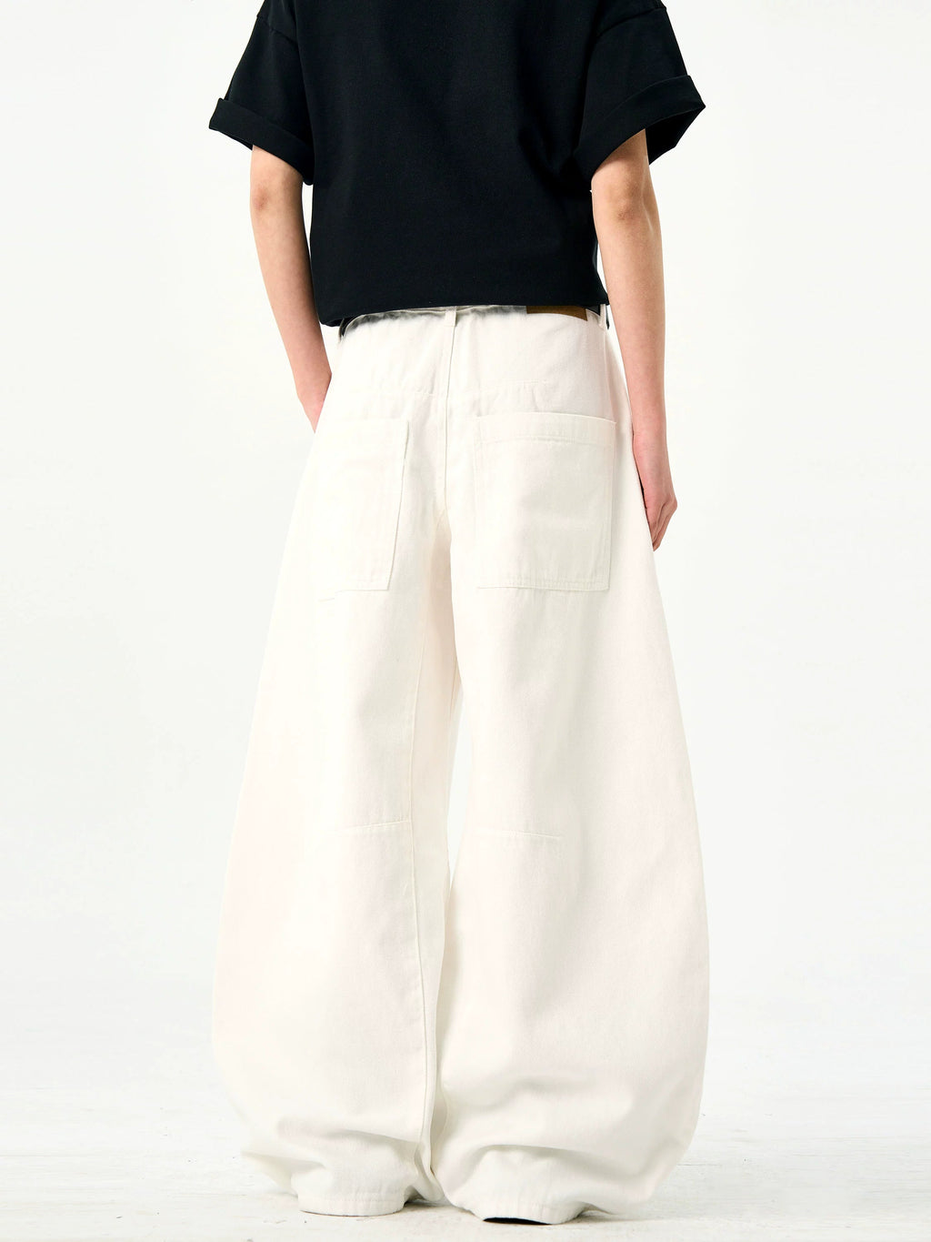 Scimitar White Loose Jeans  OR0255