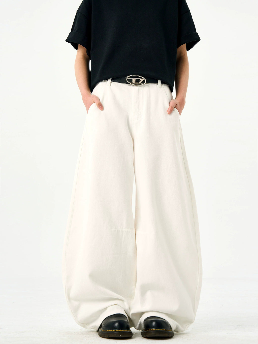 Scimitar White Loose Jeans  OR0255