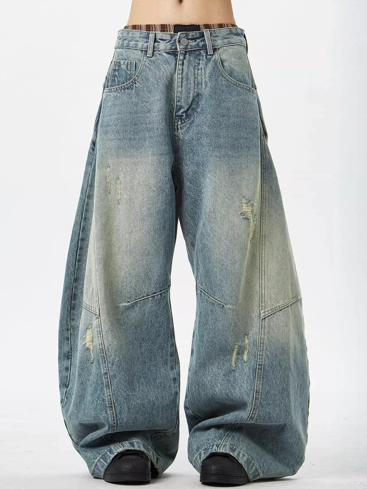 Retro Hole Loose Silhouette Jeans  OR0257