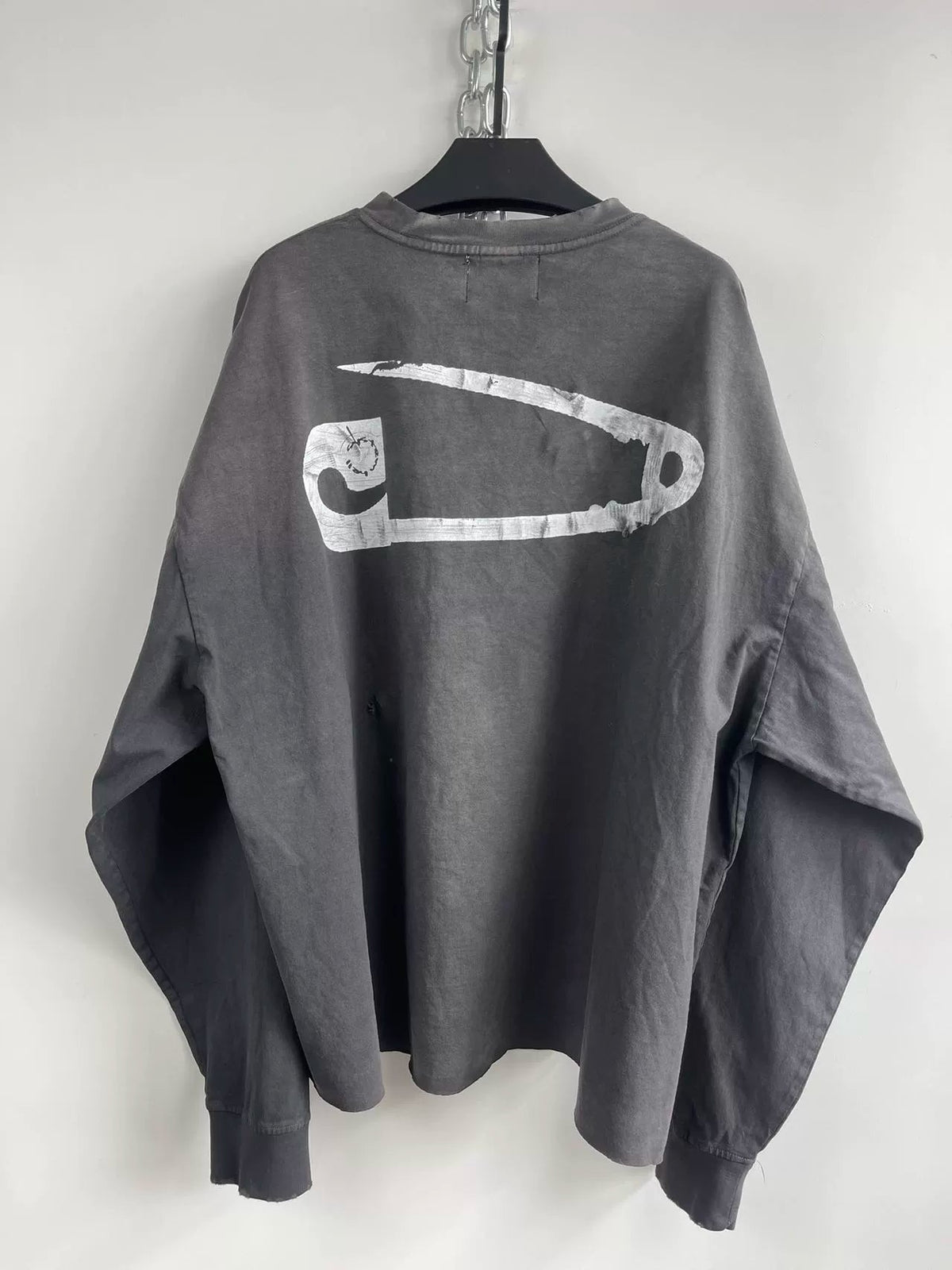 Metal Snap Logo Sweatshirt  OR0278