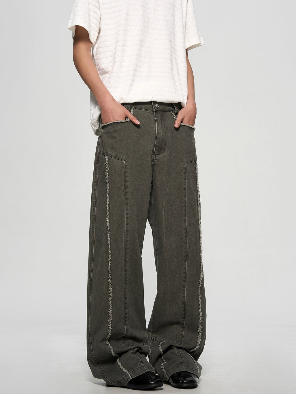 Distressed Raw Edge Denim Pants  OR0356