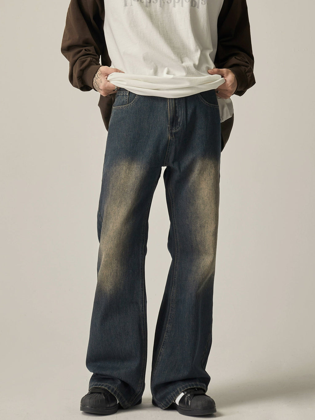 Street Flared Washed Jeans  OR0365