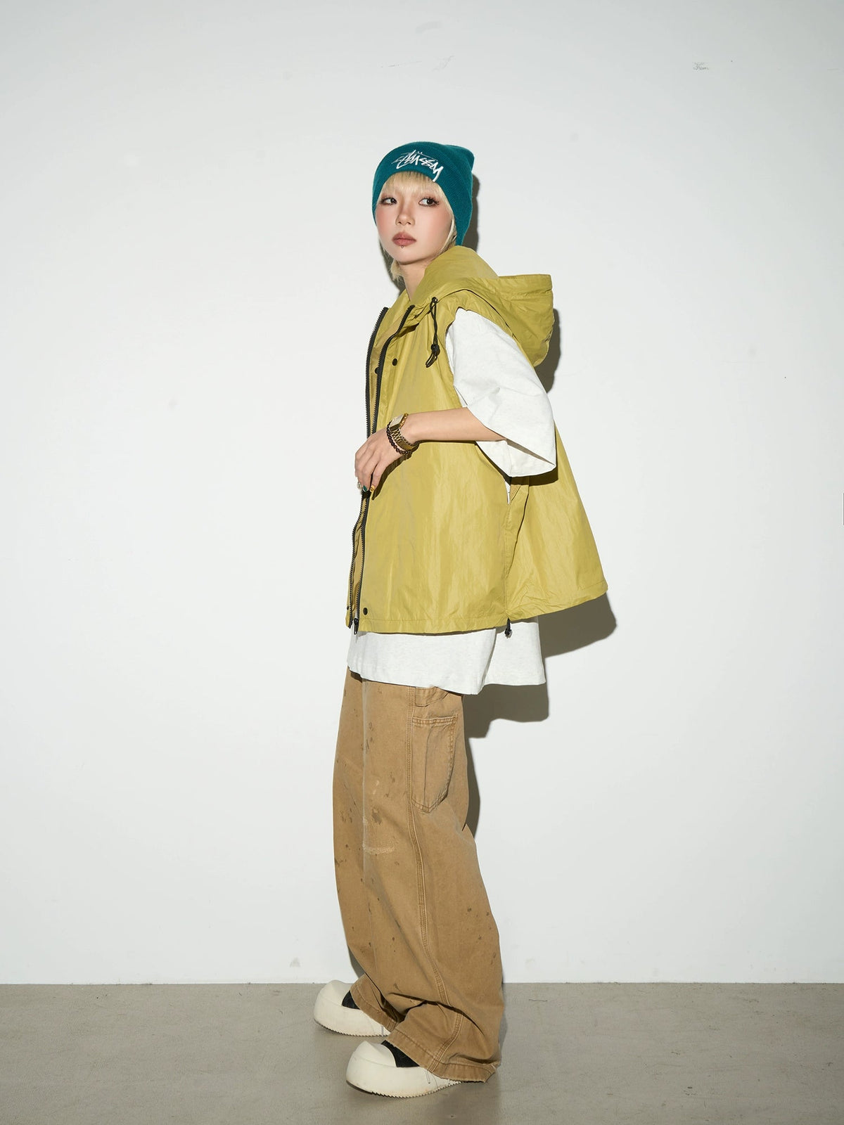 Splicing Hooded Nylon Vest  OR0402