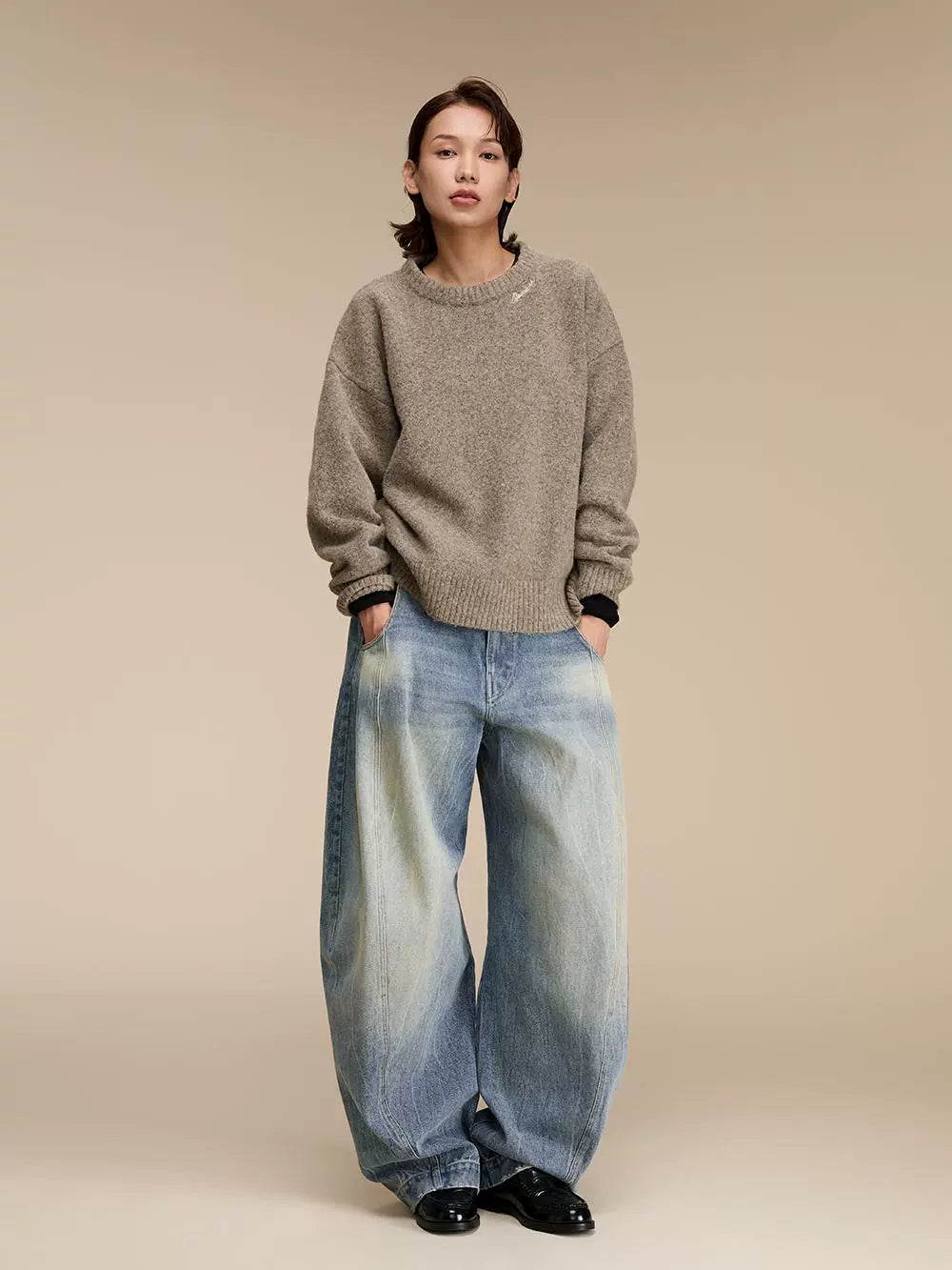 Vintage Water-Washed Curved Cut Denim Pants  OR0539