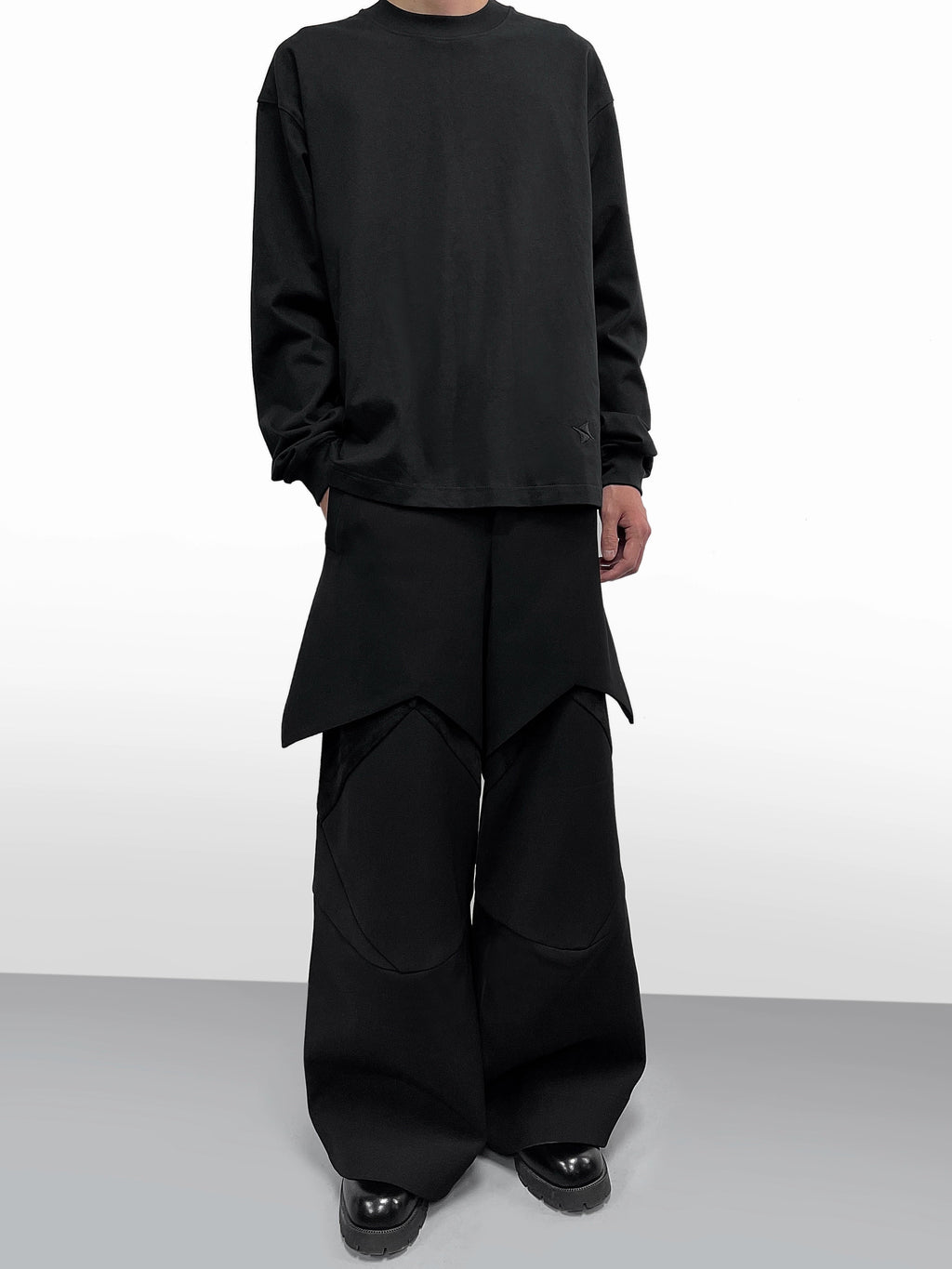 3D Polygon Panel Suede Pants  OR0572