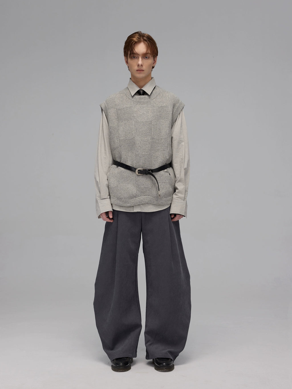 Structured Matte Pleated Balloon Pants  OR0609