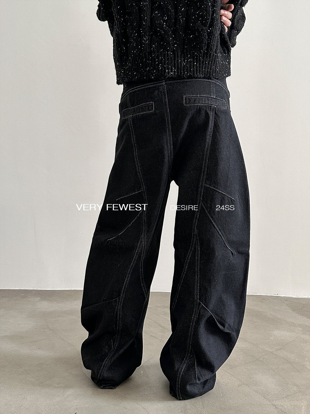 Black Washed Silhouette Jeans  OR0620