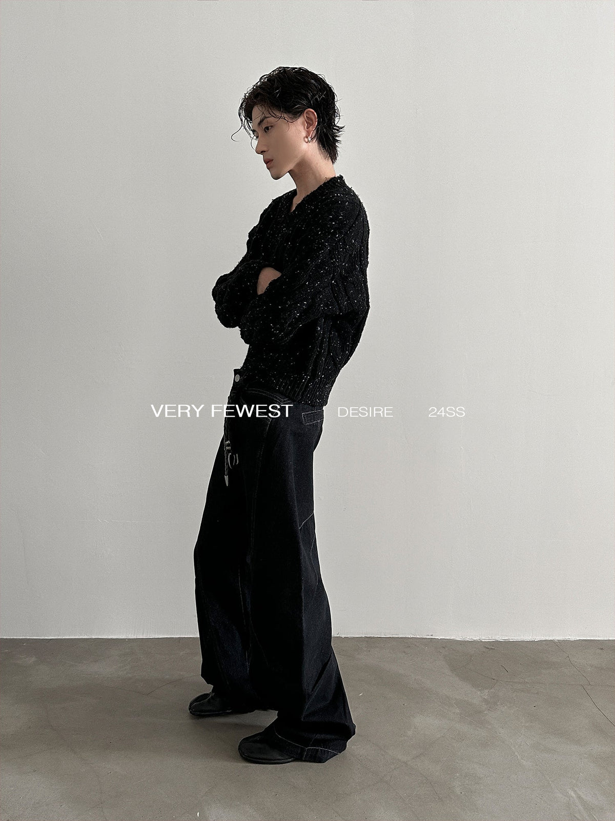 Black Washed Silhouette Jeans  OR0620