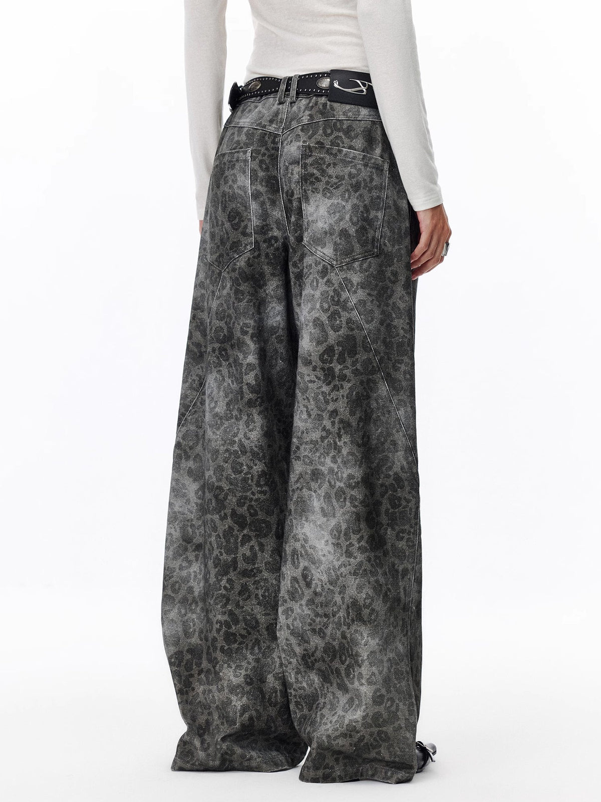 Wash Fade Leopard Denim Pants  OR0647