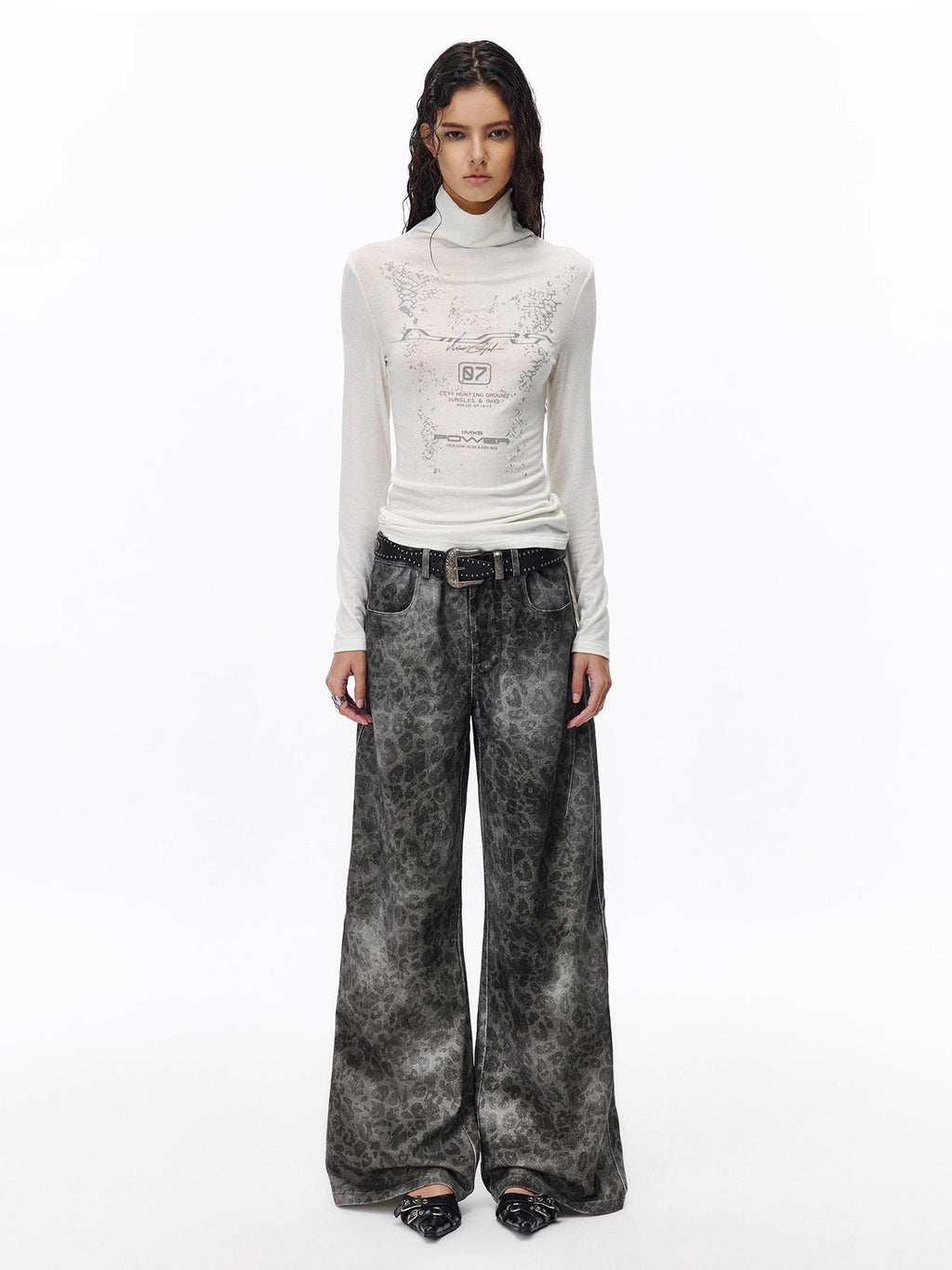 Wash Fade Leopard Denim Pants  OR0647