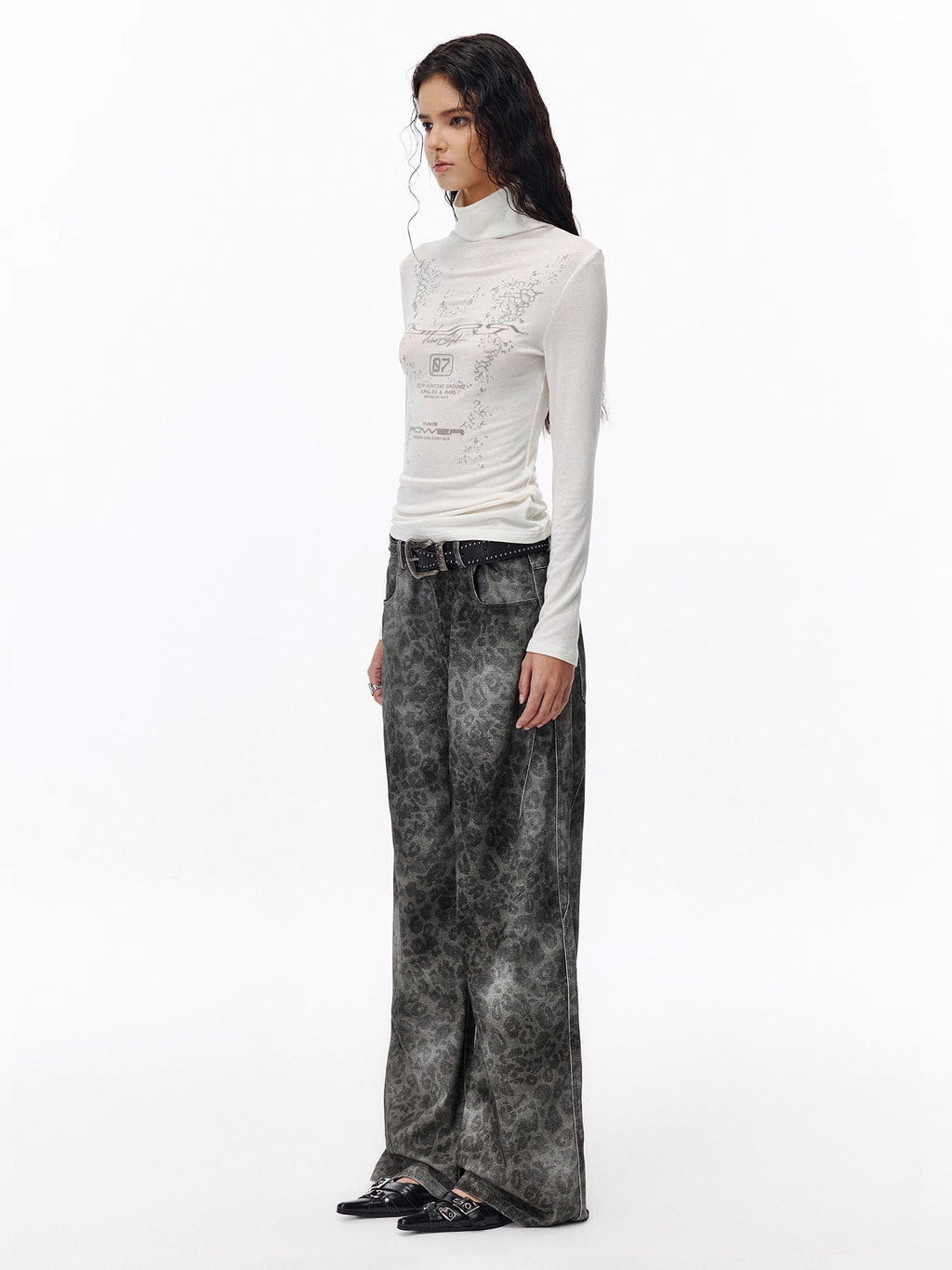 Wash Fade Leopard Denim Pants  OR0647