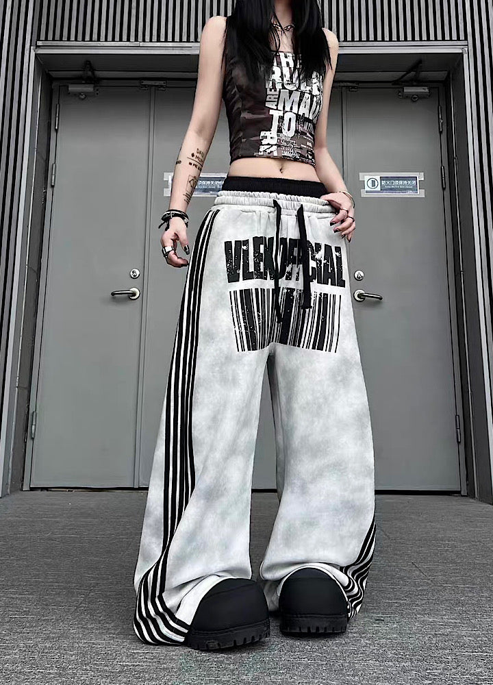 Front side line design wide oversized tucked sweatpants  OR0710