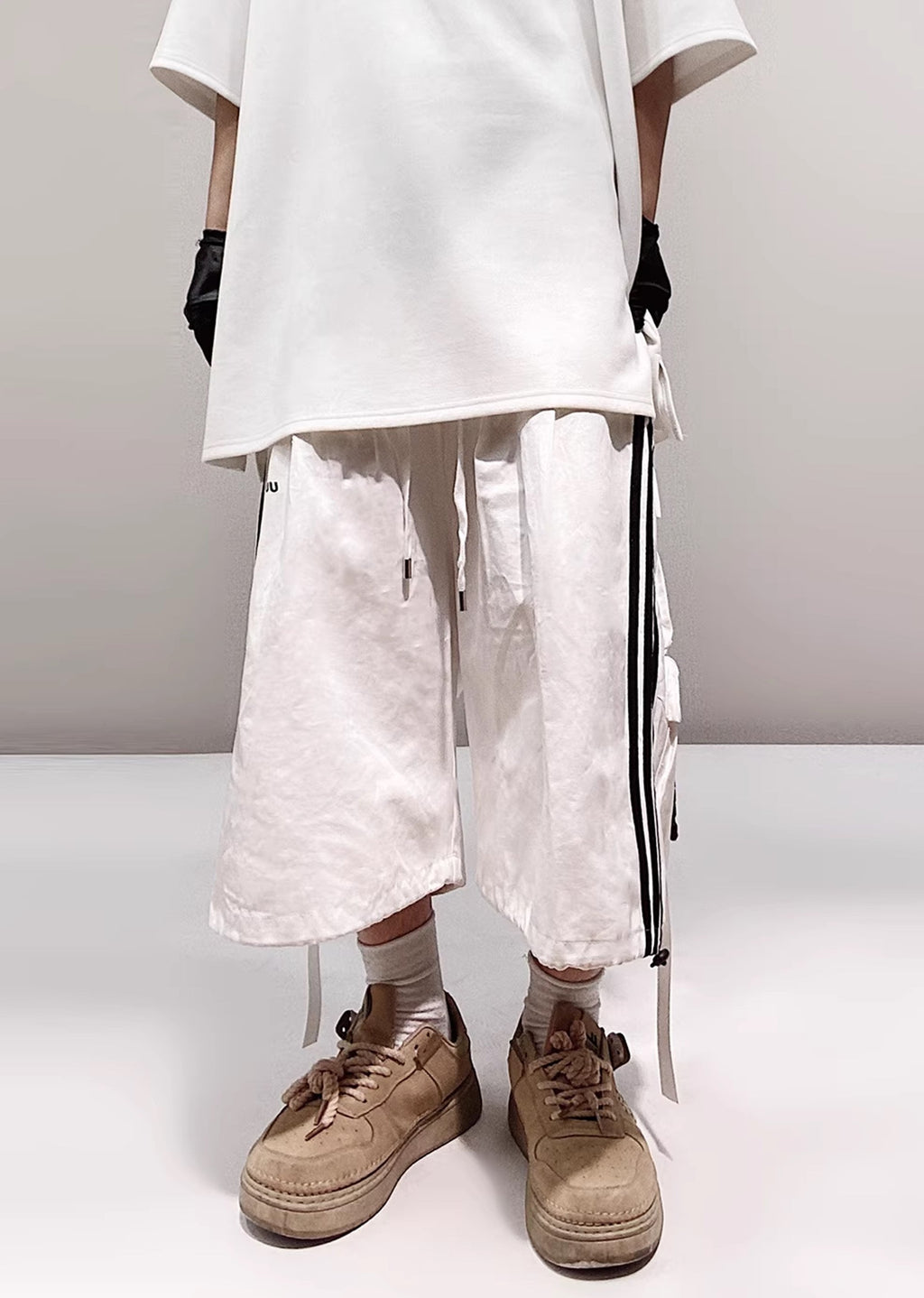 Side line dull color natural base short pants  OR0724