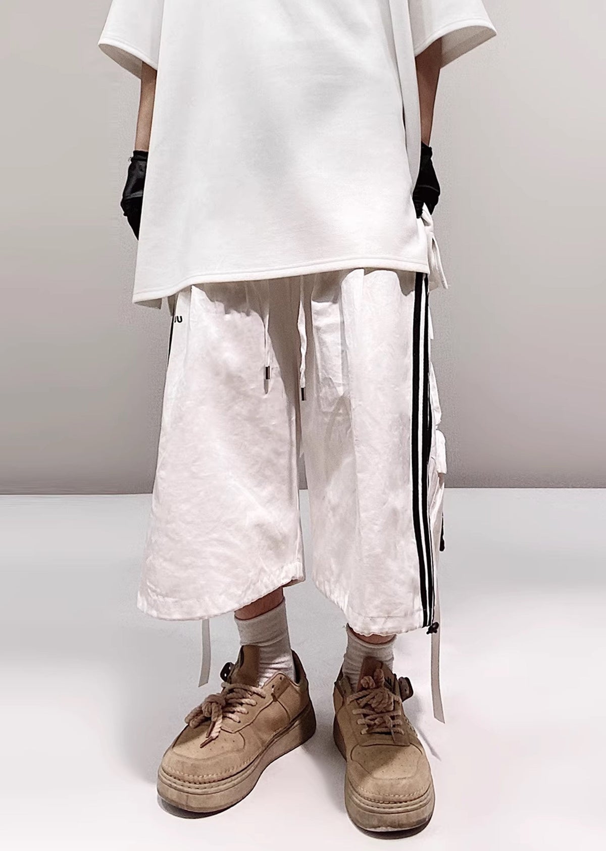 Side line dull color natural base short pants  OR0724