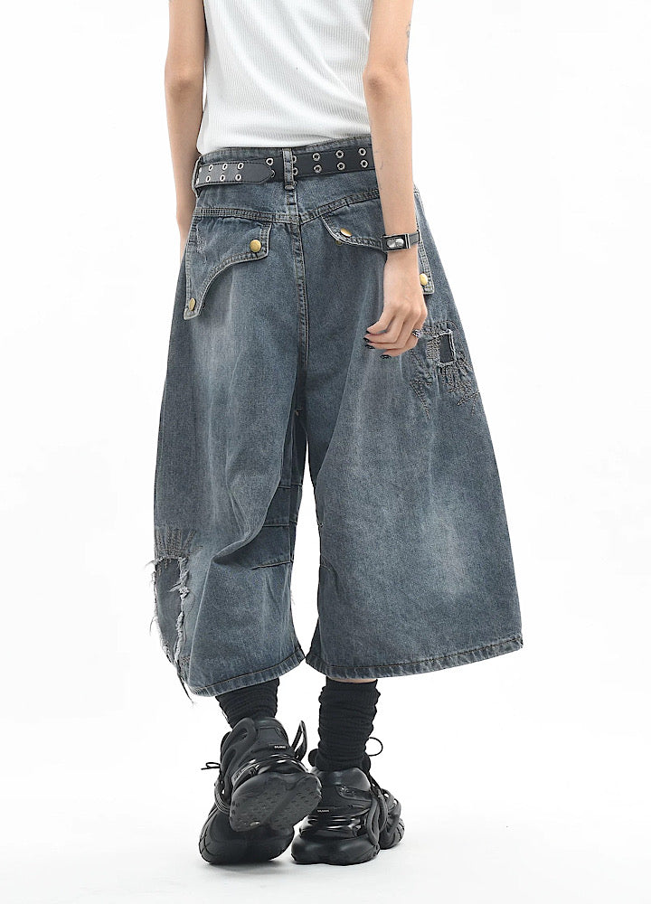Vintage distressed loose-fitting denim shorts  OR0728