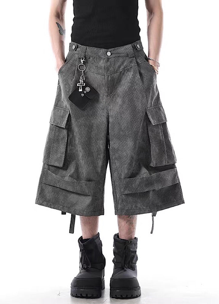 Tuck silhouette design gray base cargo style shorts  OR0737