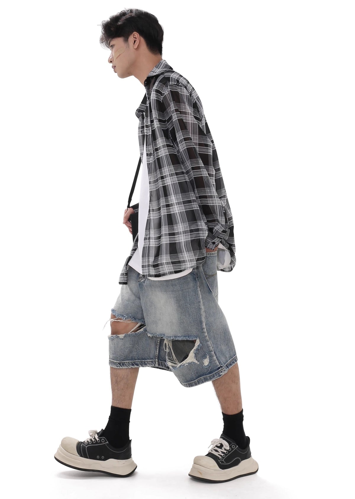Double knee cut damaged design short silhouette denim pants  OR0739