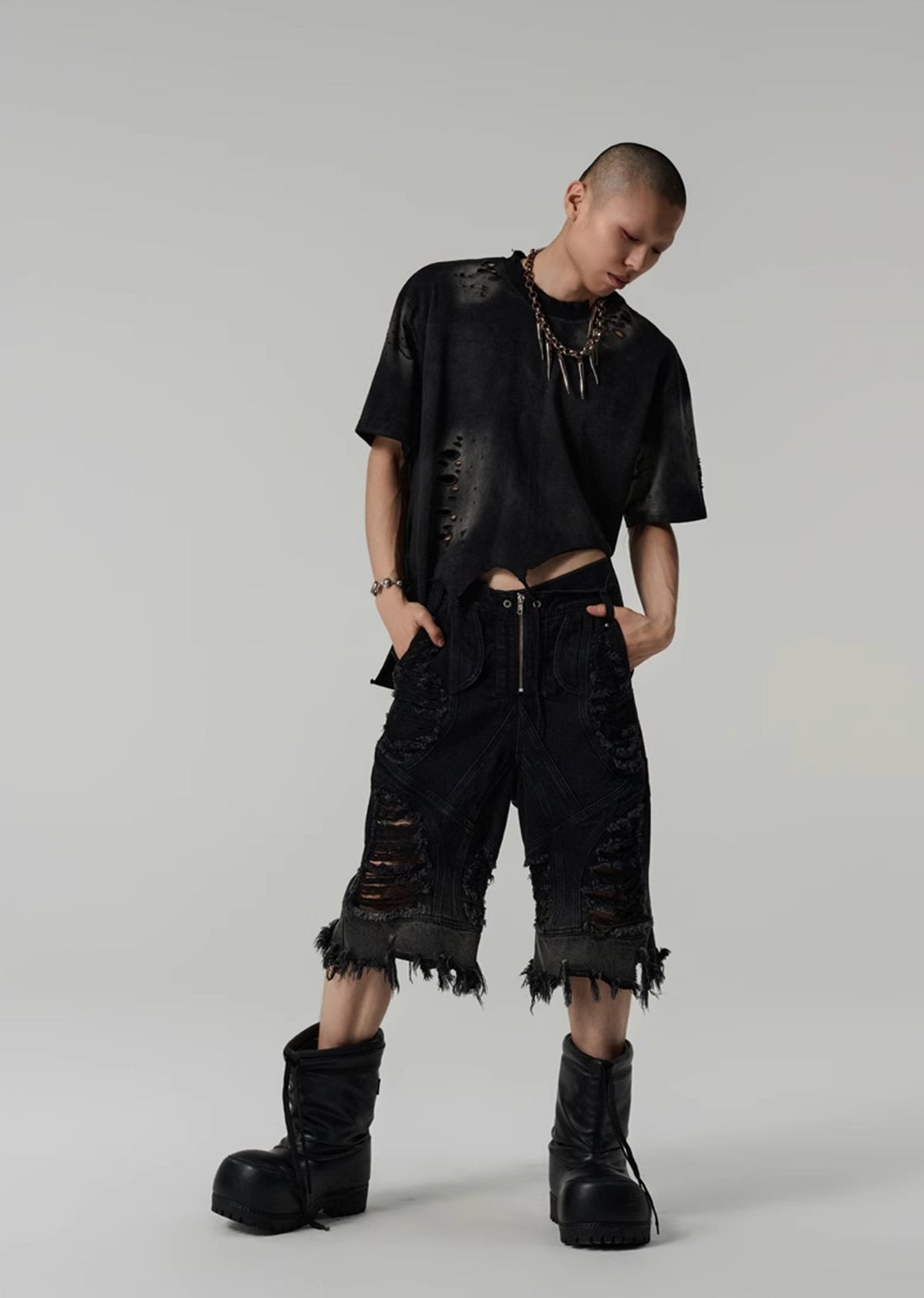 Mid-length distressed short silhouette design dark denim pants  OR0762