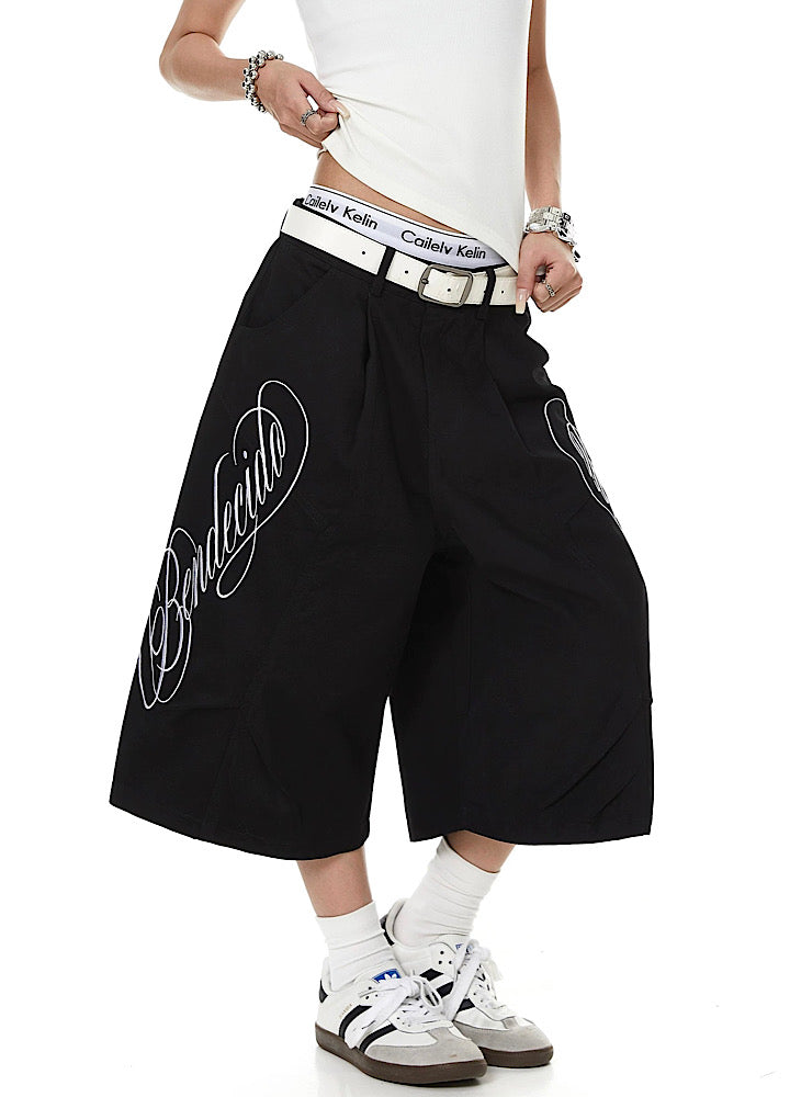 Symmetrical initial design long-length simple shorts  OR0768