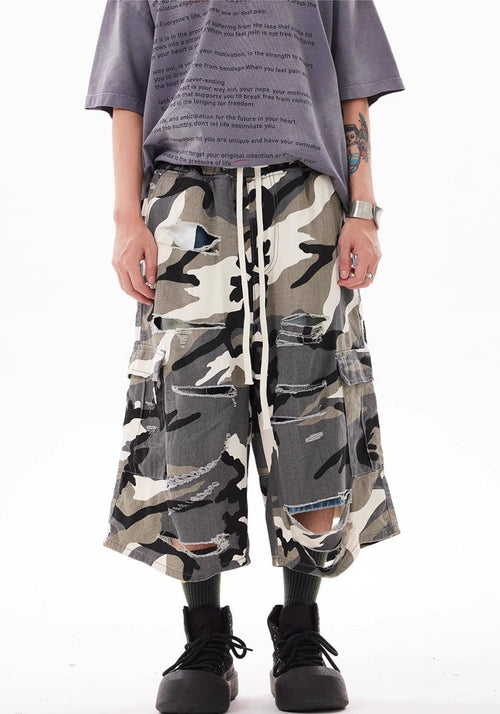 Camouflage pattern multi-wave damaged cargo design shorts  OR0782