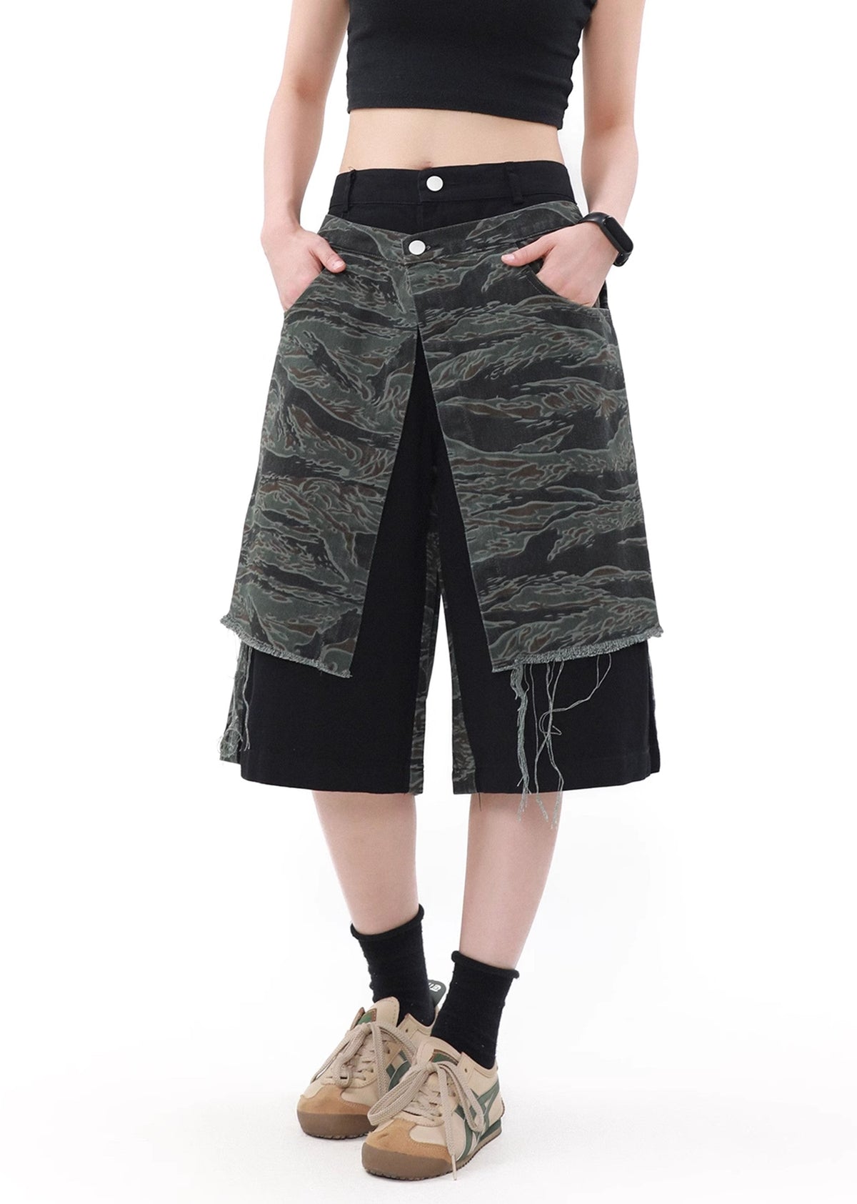 Double fabric gimmick design grunge denim shorts  OR0784