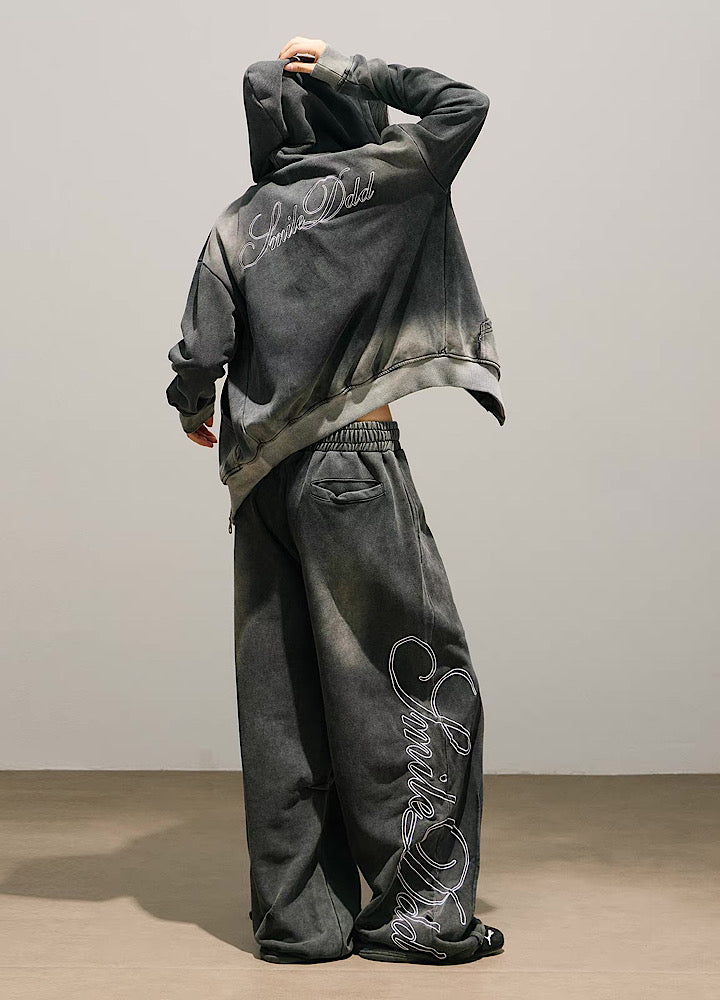 Stylish initial design on the back, washed sweatsuit setup  OR0794