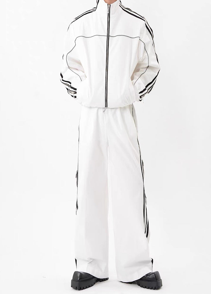 Sporty side-stripe design casual windbreaker style set-up  OR0823