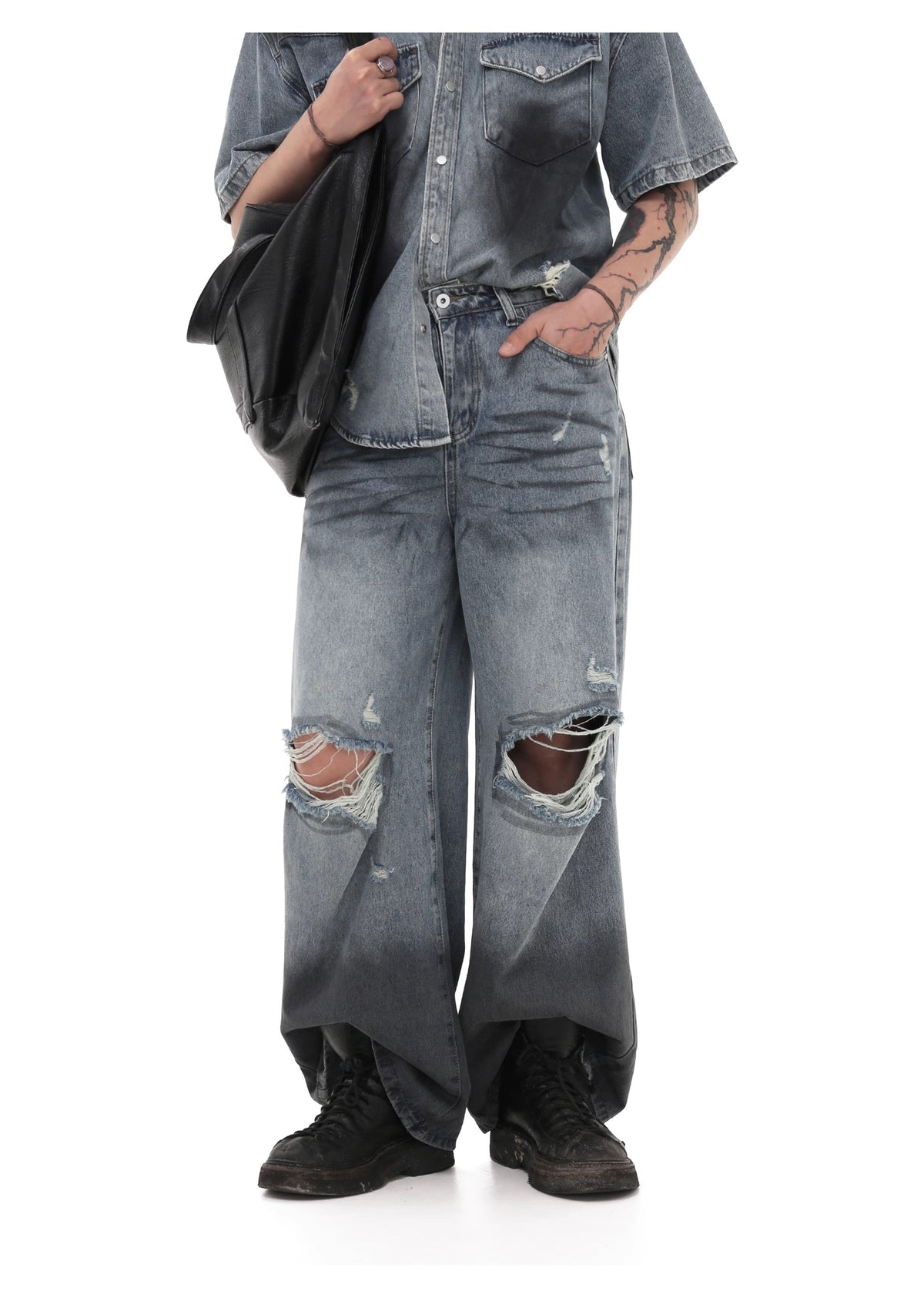Random wash mid-distressed wide denim setup  OR0839