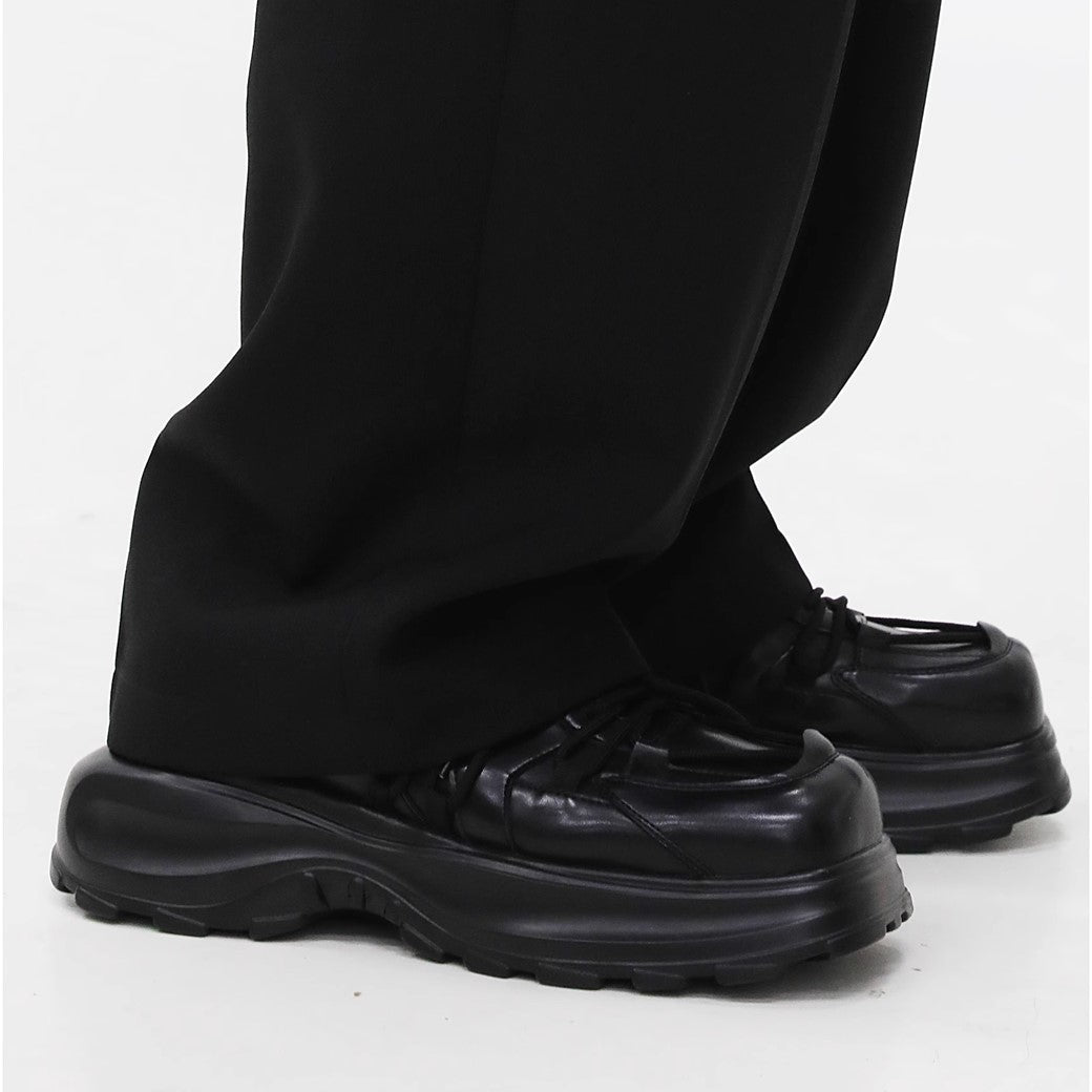 Simple black color thick sole silhouette leather sneakers  OR0888