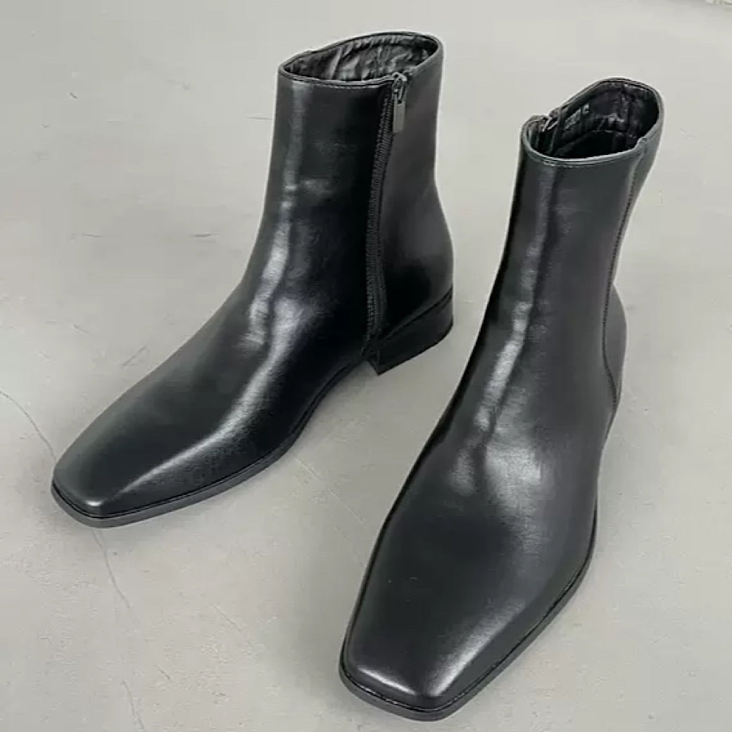 Black Exaid Leather Boots  OR0915