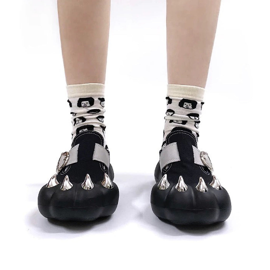 Animal claw-like design upper volume casual white bangle sandals  OR0916