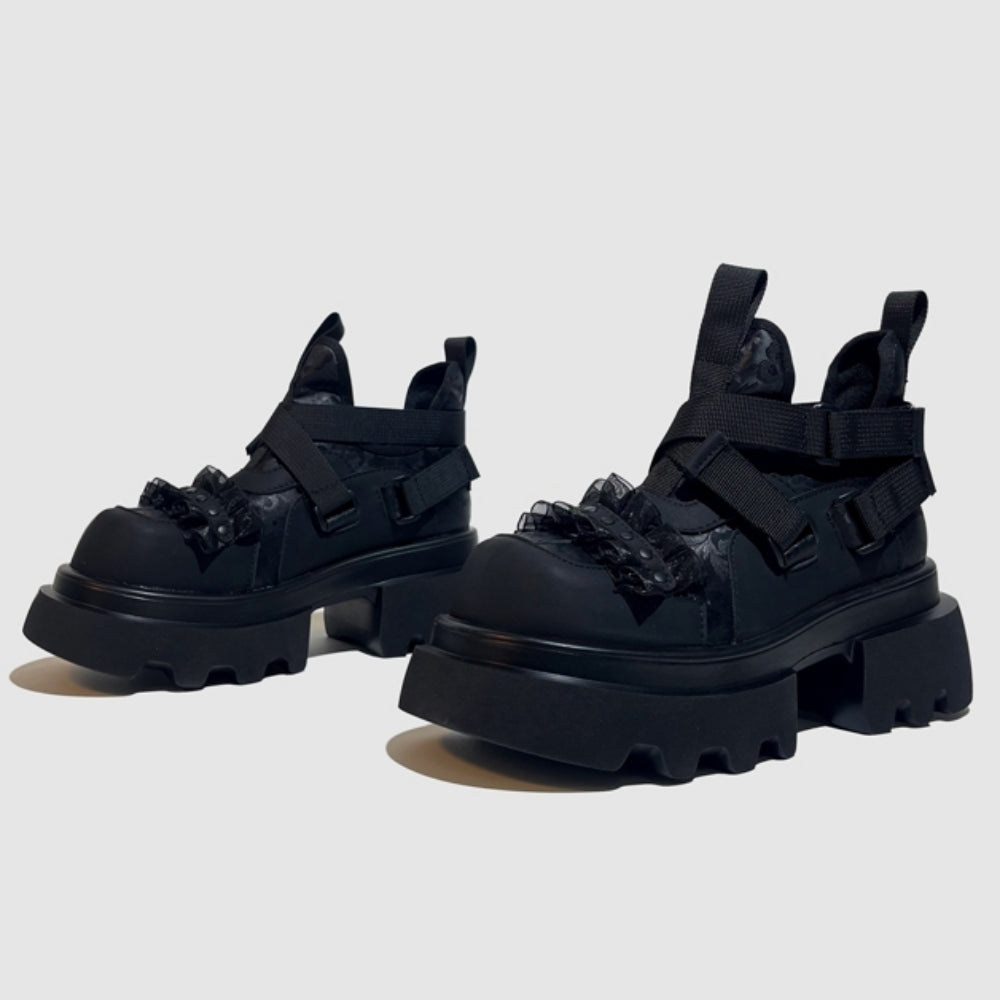 Gimmick Black Color Type Design Sneakers  OR0921