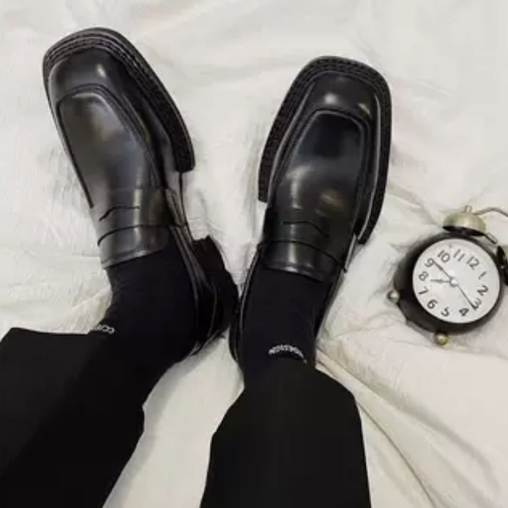 Enamel black loafers  OR0923
