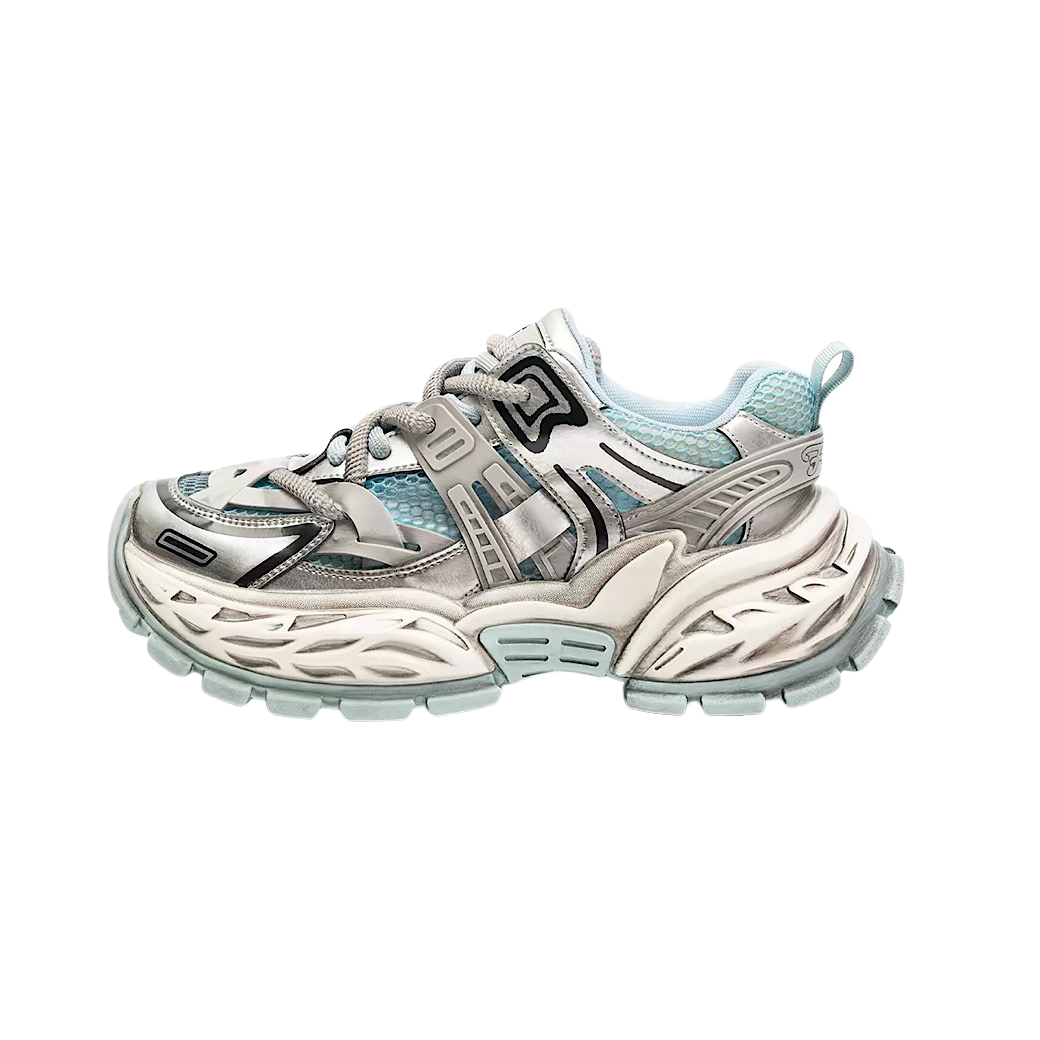 Dinosaur-inspired platform crossover sneakers  OR0924