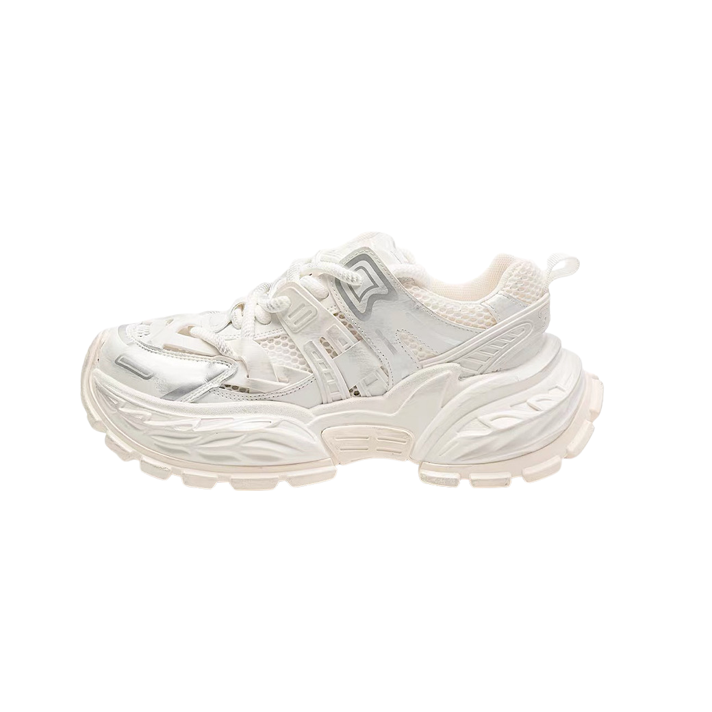 Dinosaur-inspired platform crossover sneakers  OR0924