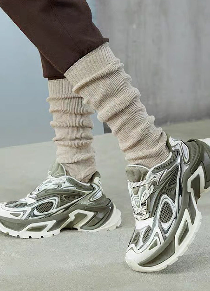 Futuristic-style chunky wide-sole sneakers  OR0929