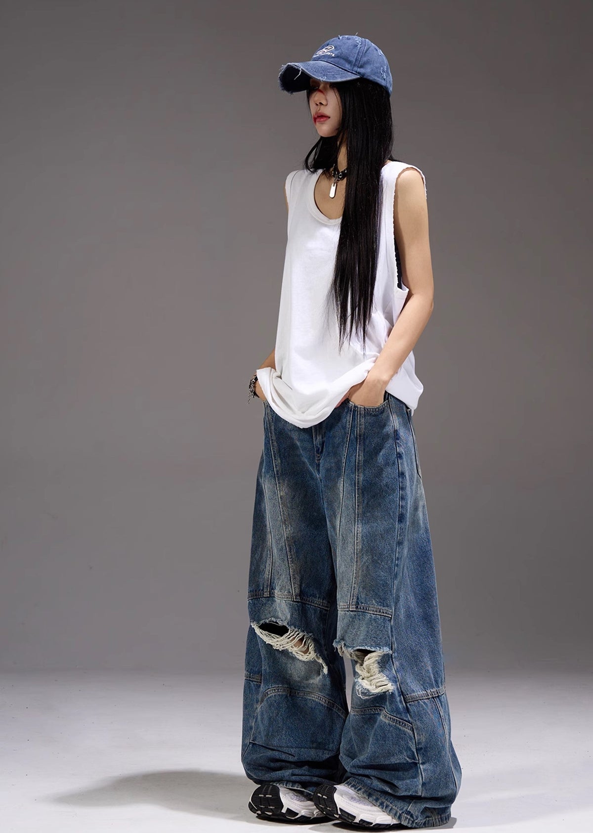 Dull knee damage processing mid-light wide straight denim pants  OR0942