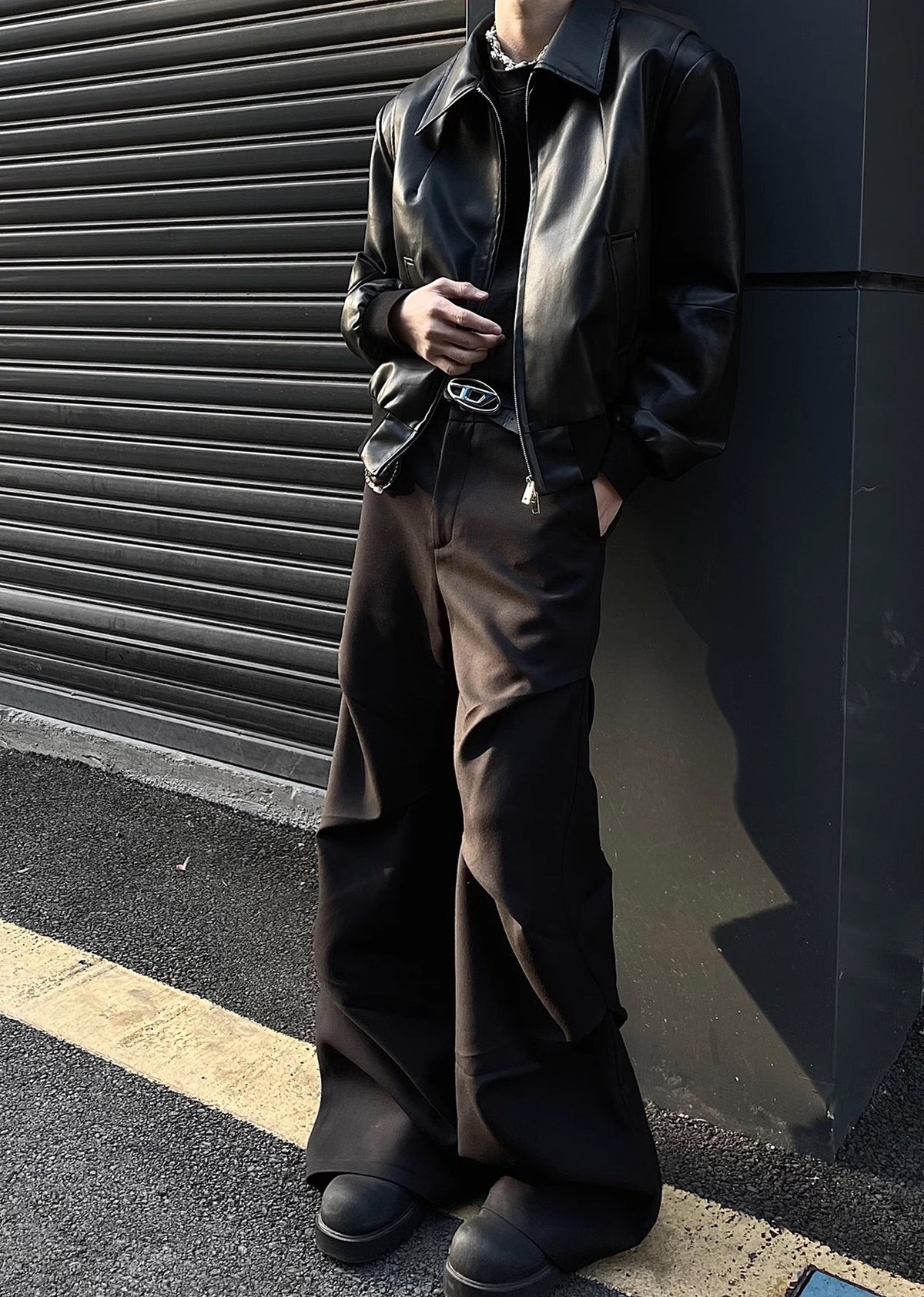 Unique cross gimmick silhouette simple design slacks pants  OR0950