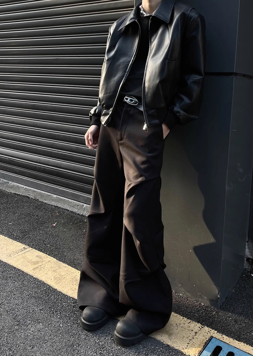 Unique cross gimmick silhouette simple design slacks pants  OR0950
